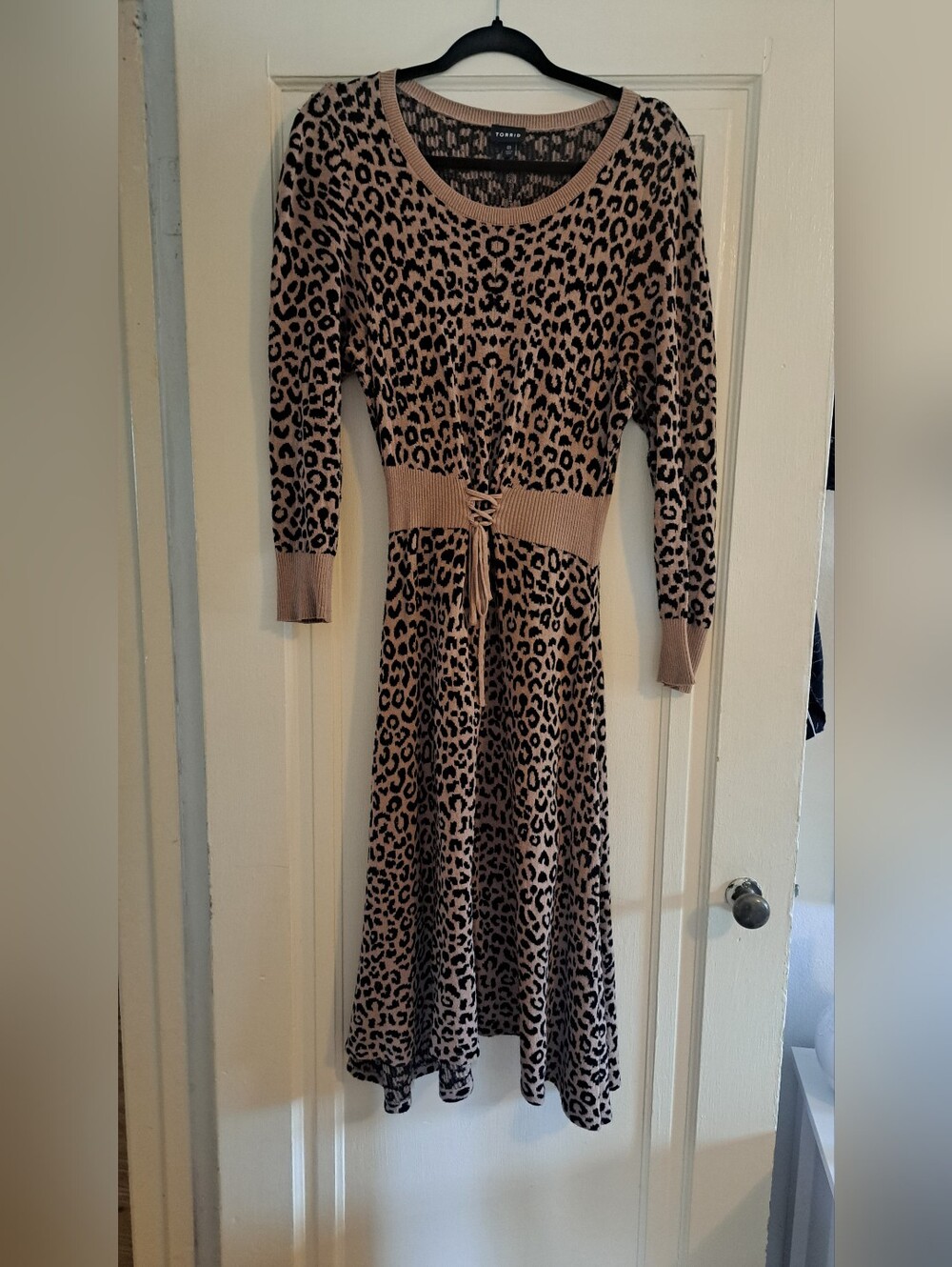 Leopard Print Knit Long Sleeve Dress - Taupe/Black